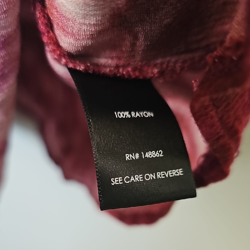 Torrid Boho Plus Size Burgundy Wine Crinkle Gauze Tie-Dye Tank Top Size 1X - Picture 4 of 9